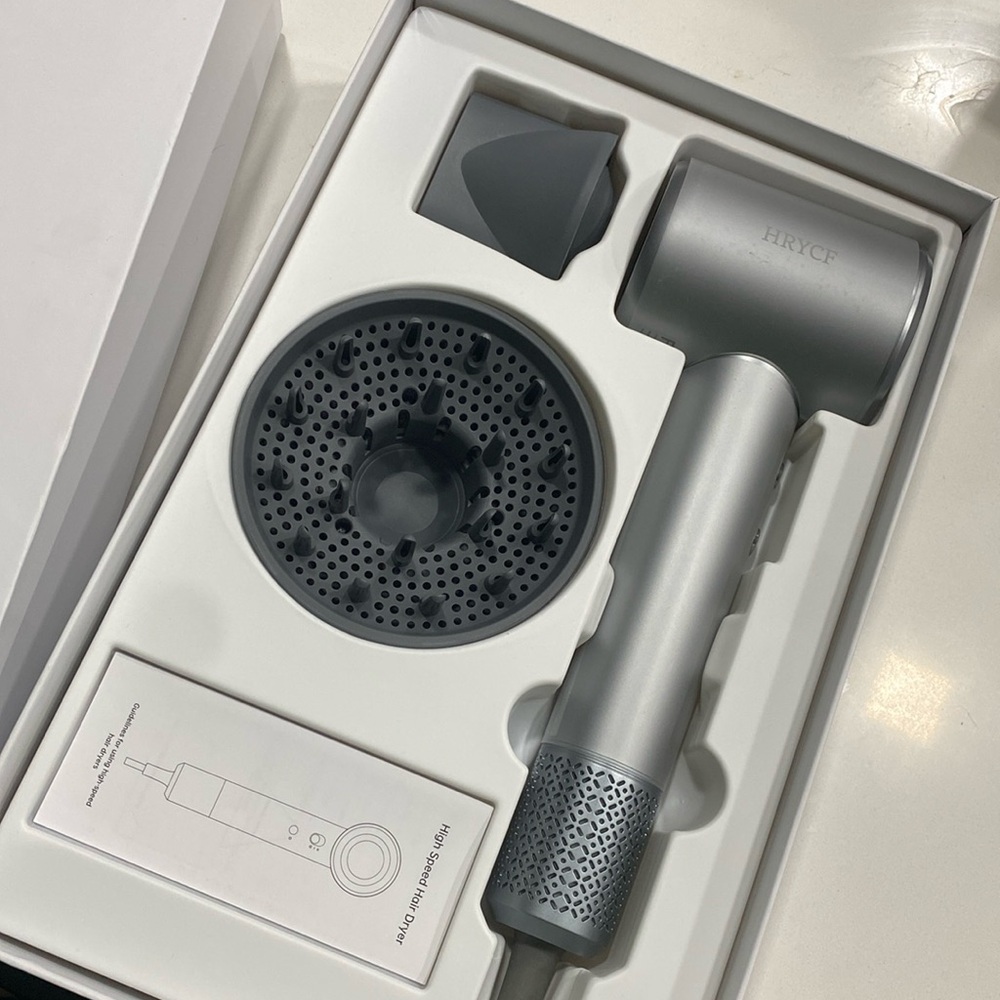 Hair dryer